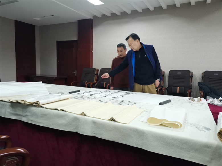 王院长建华赴山东普阳集团与书法爱好者座谈交流-第7张图片-中青华夏书画院