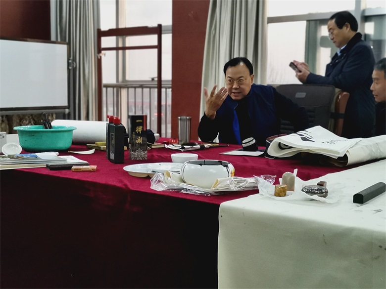 王院长建华赴山东普阳集团与书法爱好者座谈交流-第1张图片-中青华夏书画院